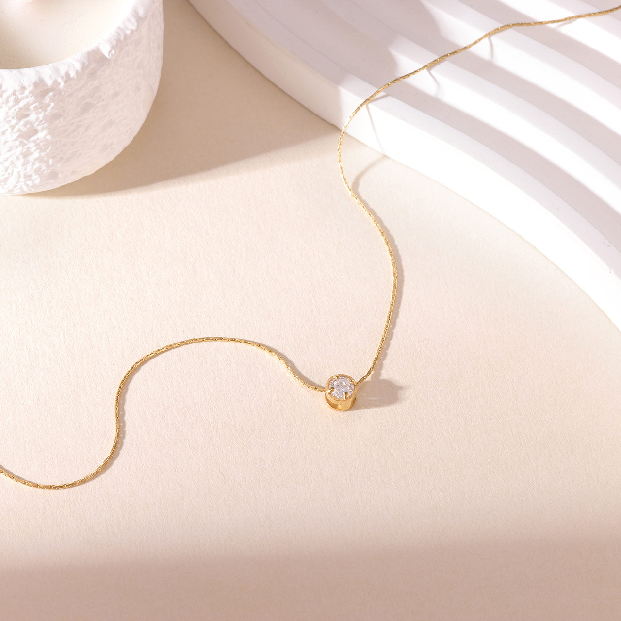 Collar de punto de luz