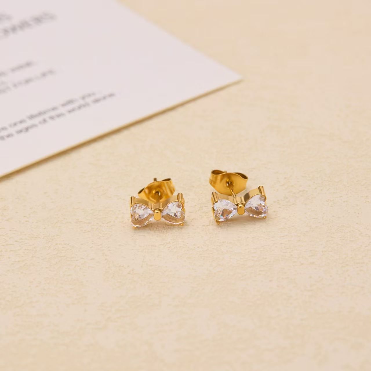 Aretes mini lazo de cristal