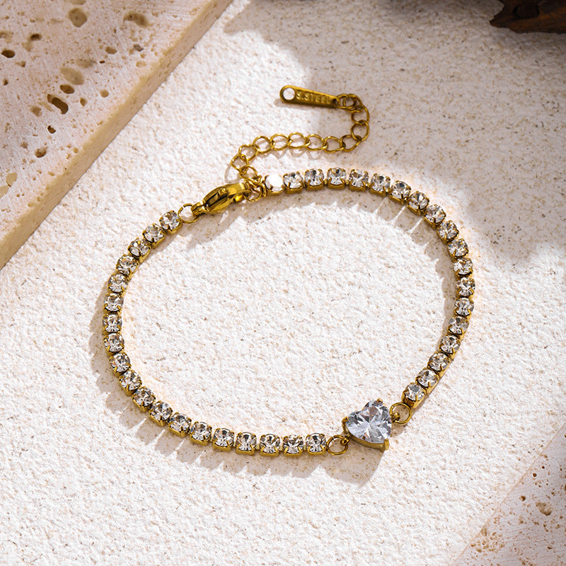 Pulsera estilo tenis con corazon de cristal