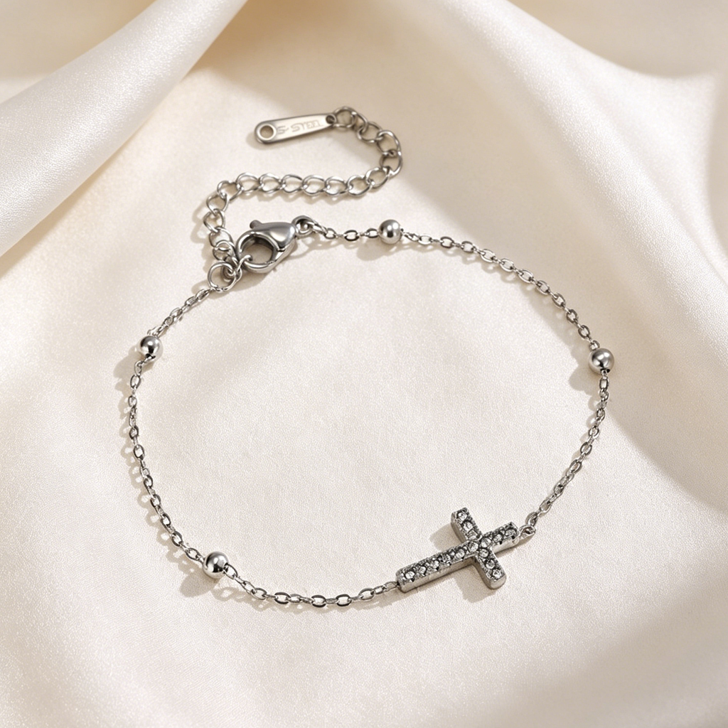 Pulsera de cruz de circones con balines - Plateado