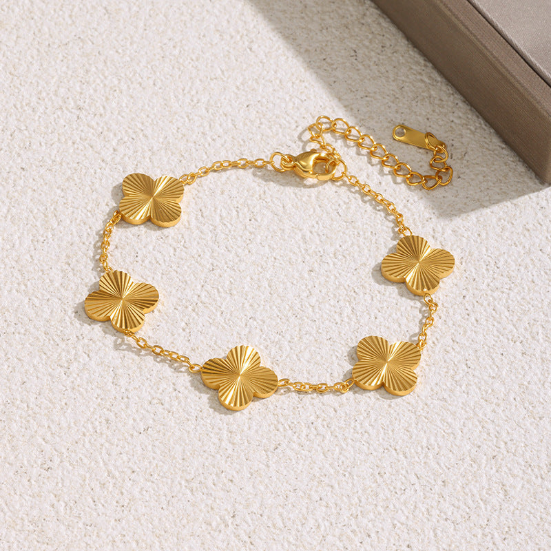 Pulsera clover dorada