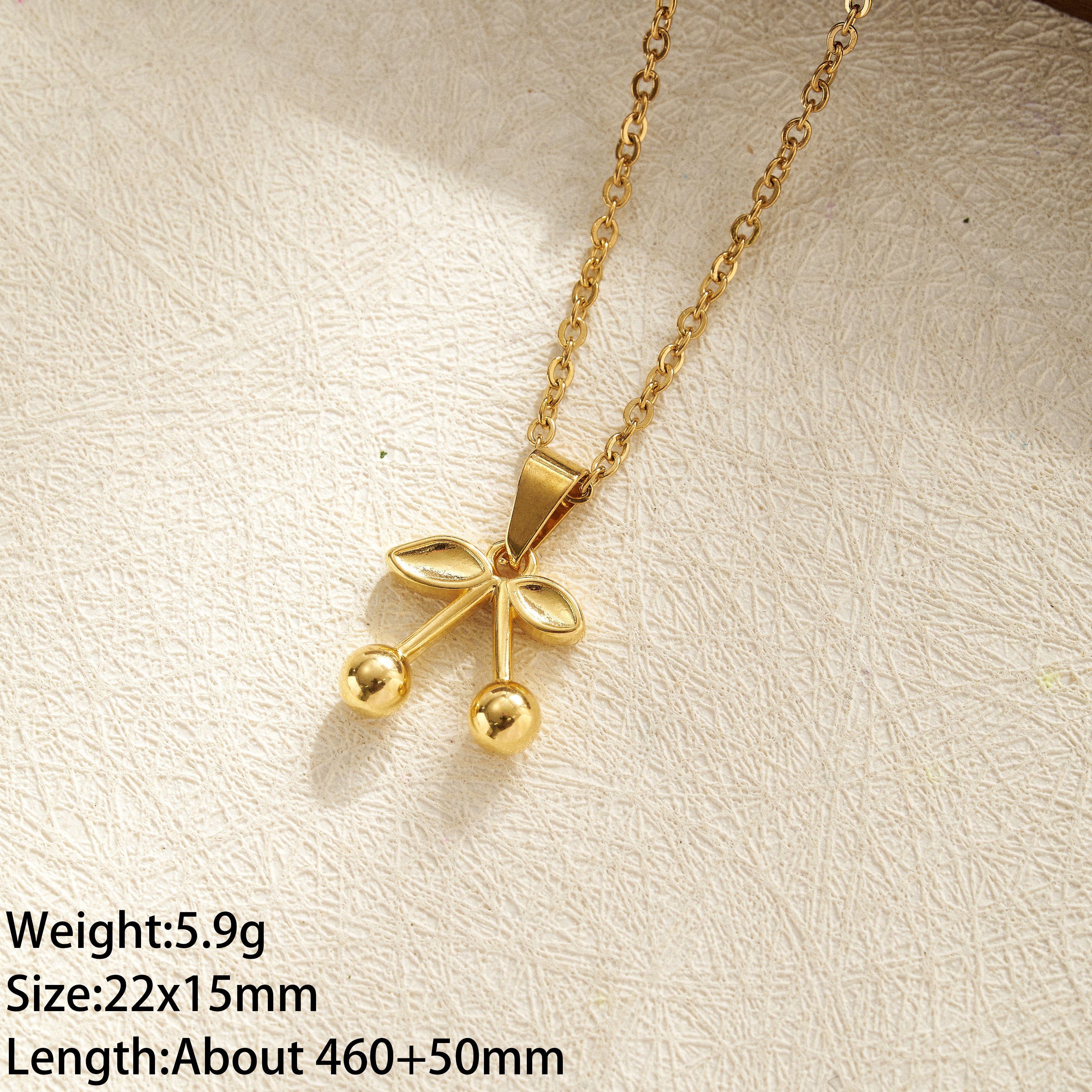 Collar de cerezas