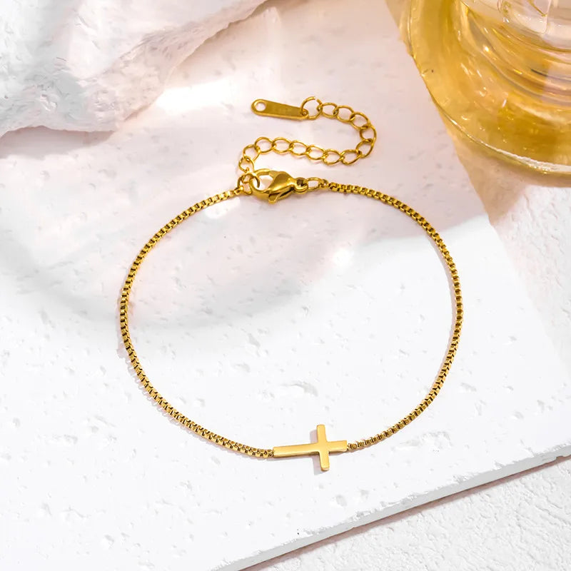 Pulsera basica de cruz