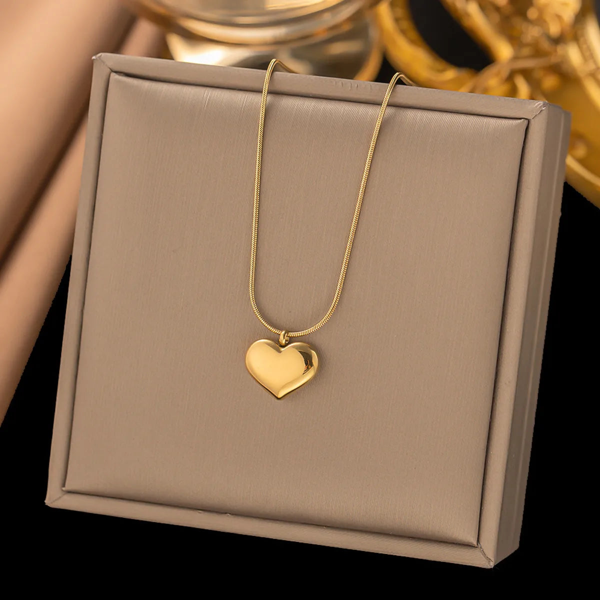 Collar de corazon bold