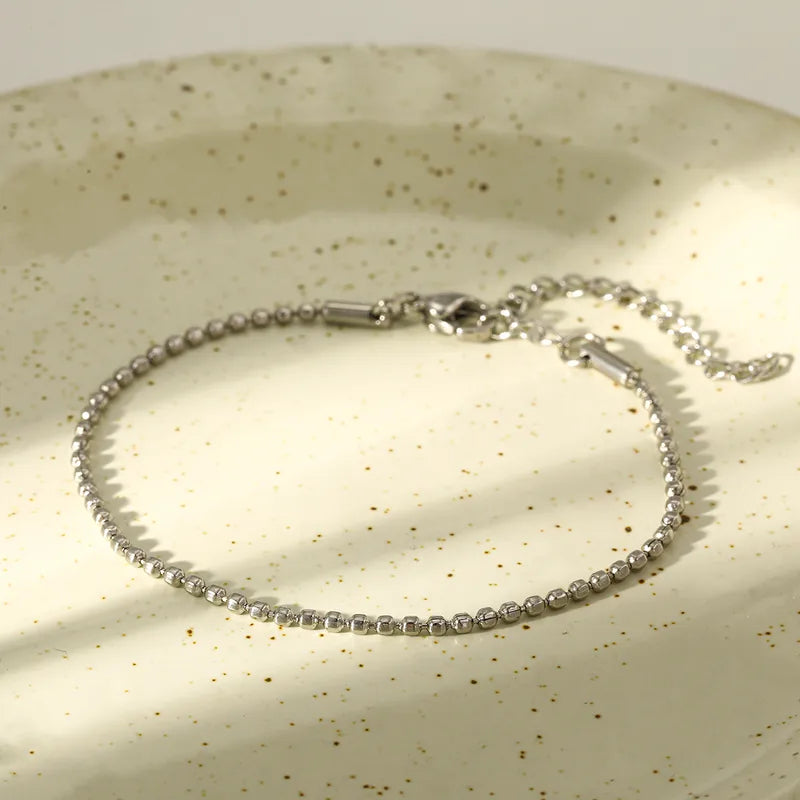 Pulsera basica de cuentas conectadas - Plateado