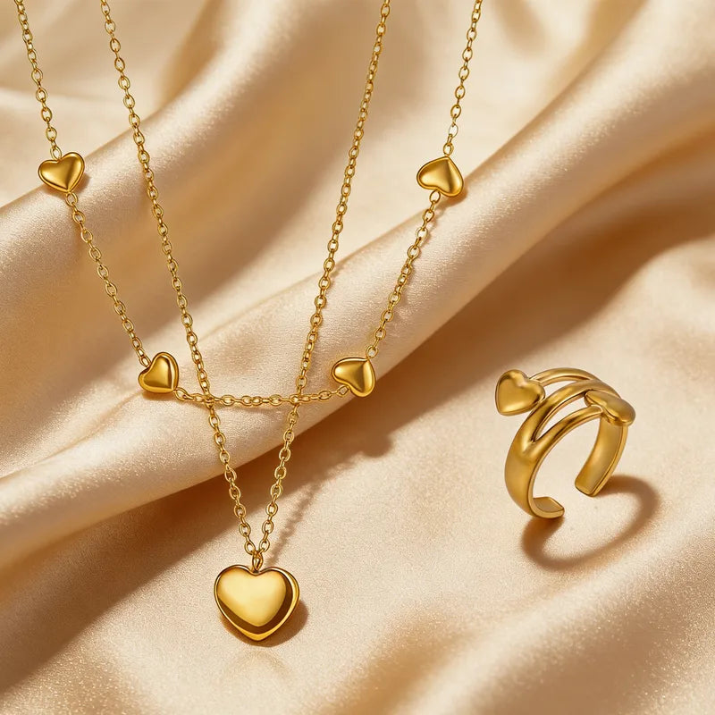 Set de collar + anillo de corazon (2 prendas)