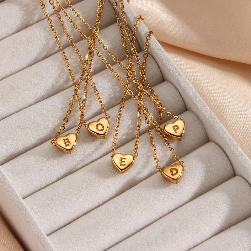 Cadena de mini corazon con inicial