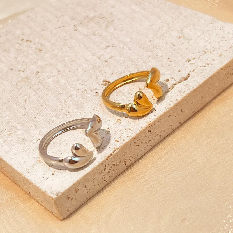 Anillo de doble corazon
