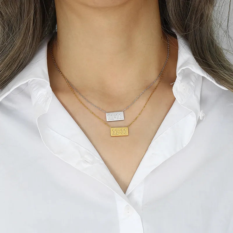 Cadena con placa 11:11