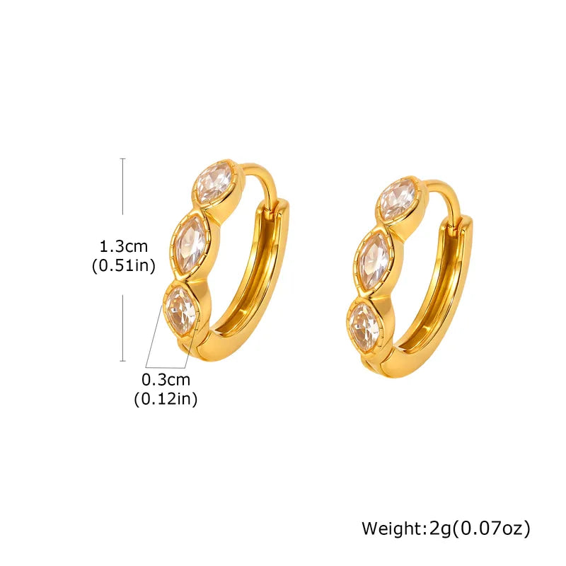 Argollas con triple circon ovalado