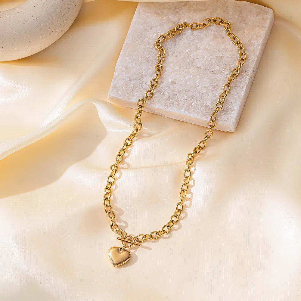 Collar de eslabones redondos con corazon