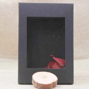 Caja negra con transparencia