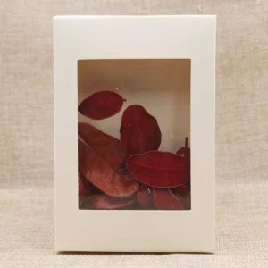 Caja beige con transparencia