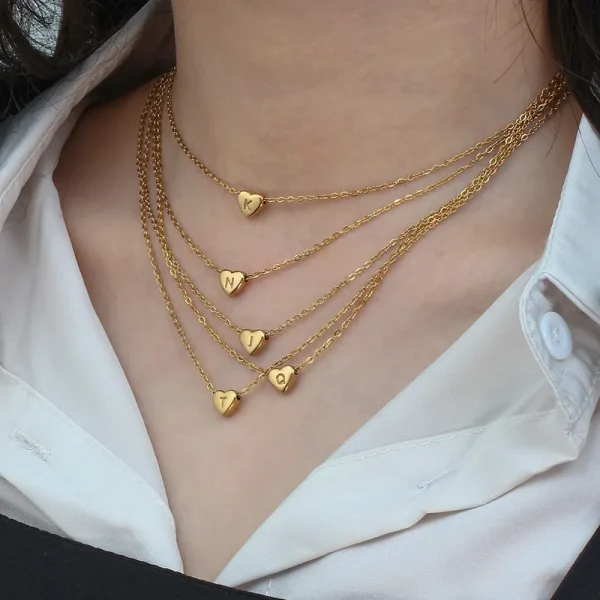 Cadena de mini corazón con inicial