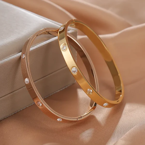 Brazalete rigido clasico